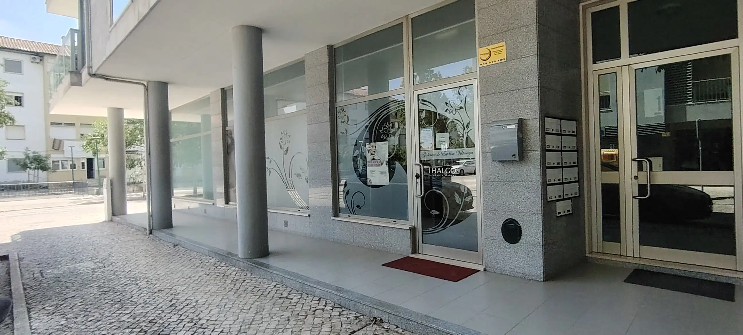 exterior do espaço de massagens Ma_tri_oska em Rio Maior